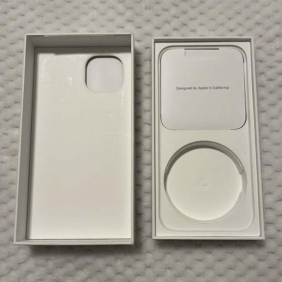 EMPTY BOX for iPhone 15 Plus, Green, 256GB, Model A2847 - Picture 3 of 6